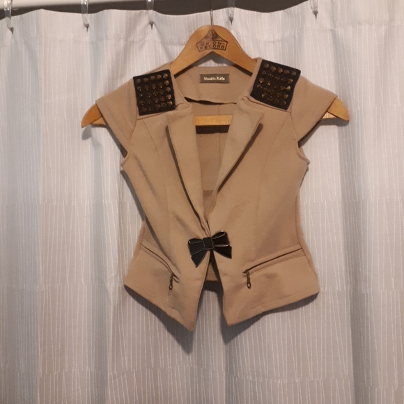 ‼️ Children's Studded Rockstar Vest size 8 - Picture 1 of 7